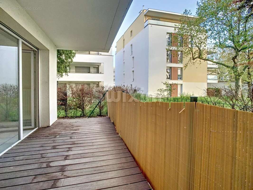 Appartement à LYON-8E