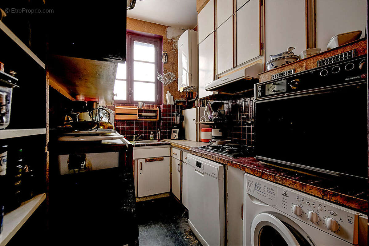 Appartement à PARIS-18E