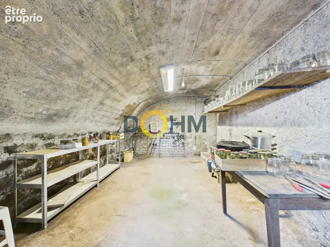 Corps de ferme de caractère avec dépendances et beaux volumes, idéal projet familial   Bains - photo 17