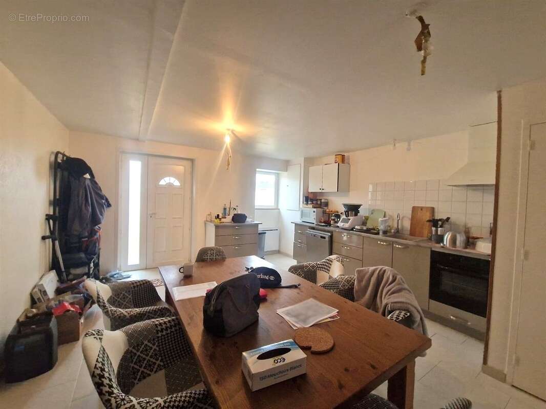 Appartement à SAINT-LUBIN-DES-JONCHERETS