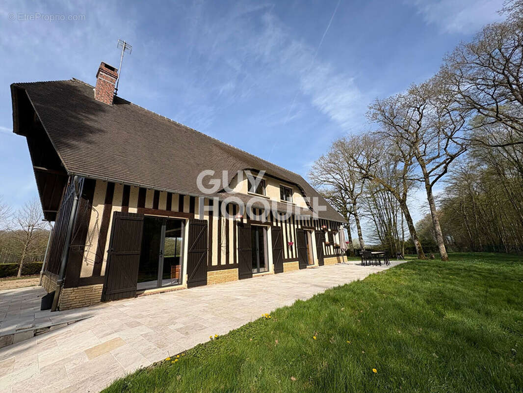 Maison à PULLAY