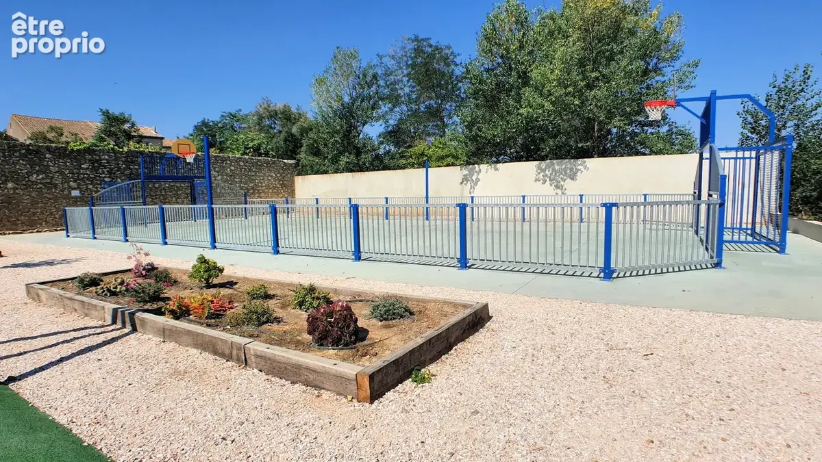 Terrain de 266 m2 au centre du Village - photo 10