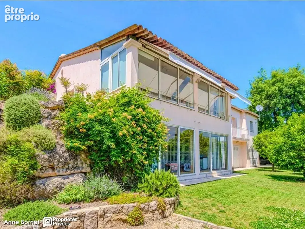 Villa 7 pièces 300 m2 avec parc paysager et piscine - LE ROURET - photo 18