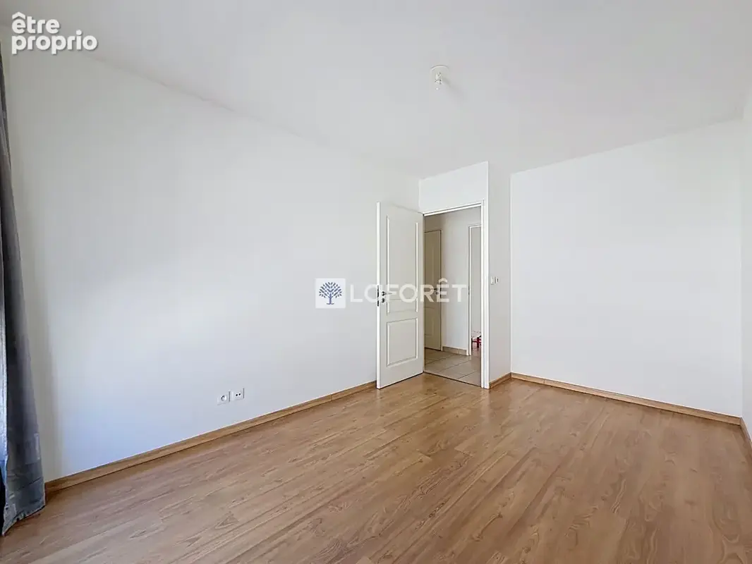 LYON 9eme , T3 , Terrasse, Garage ,230 000. - photo 6