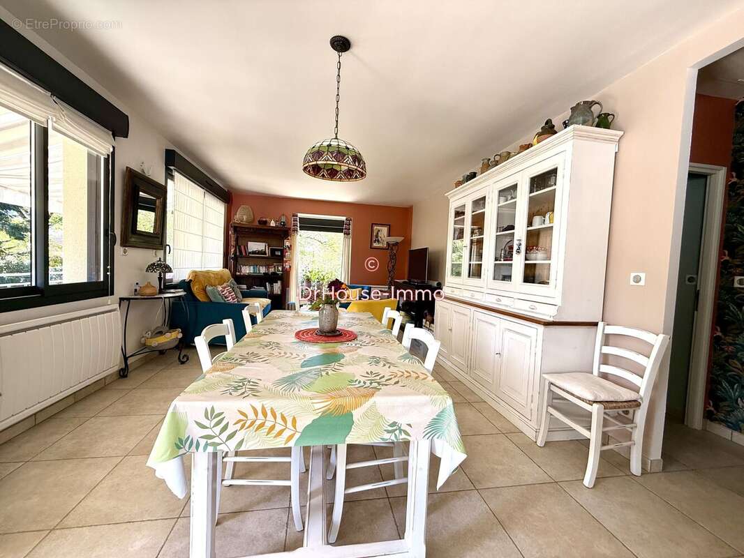 Maison à SAINT-SOZY