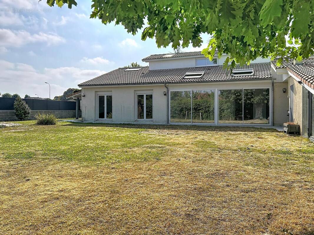 Photo 1 - Maison à BOULIAC
