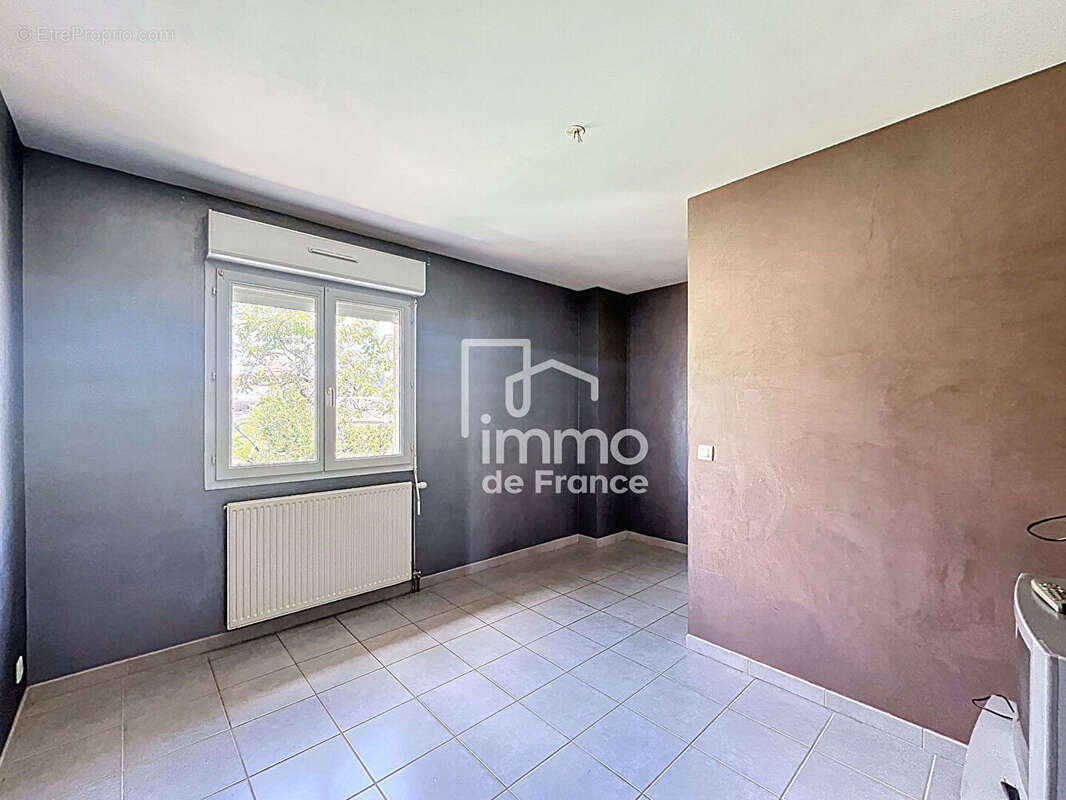 Maison à OYONNAX