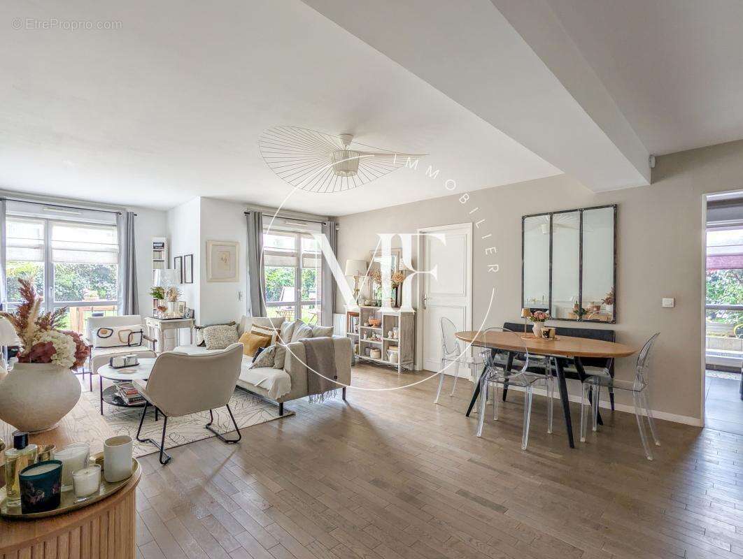 Appartement à NANTERRE