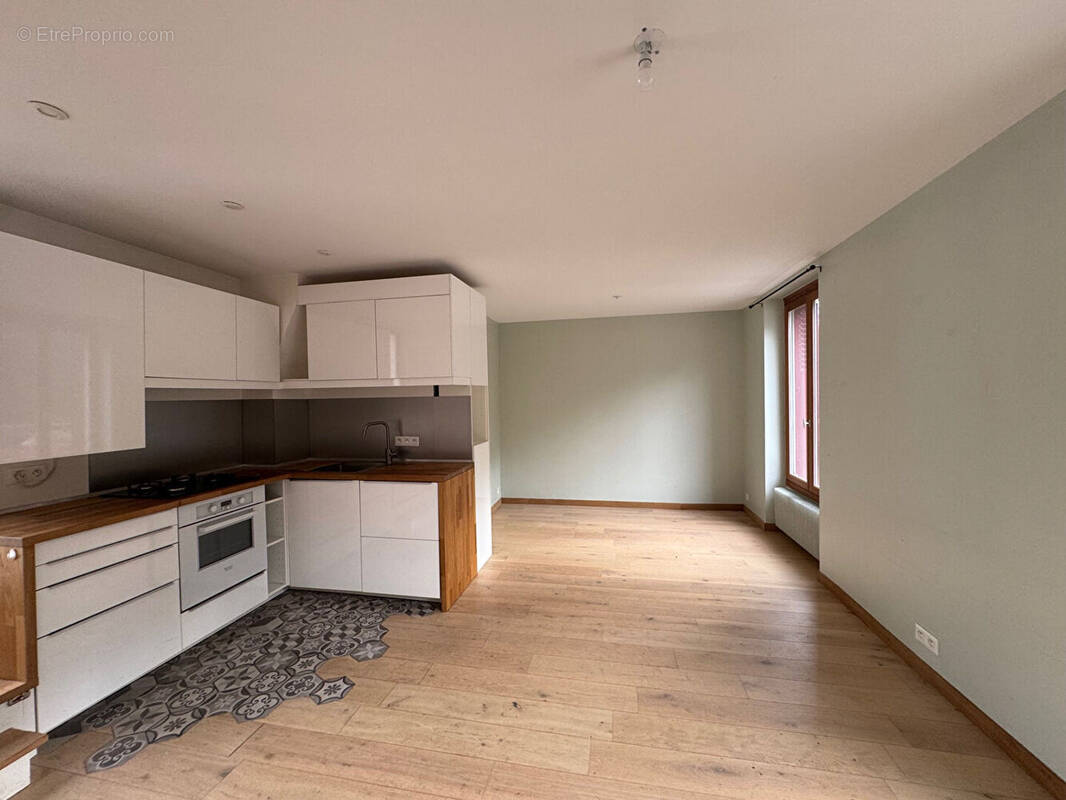 Appartement à CHAVILLE