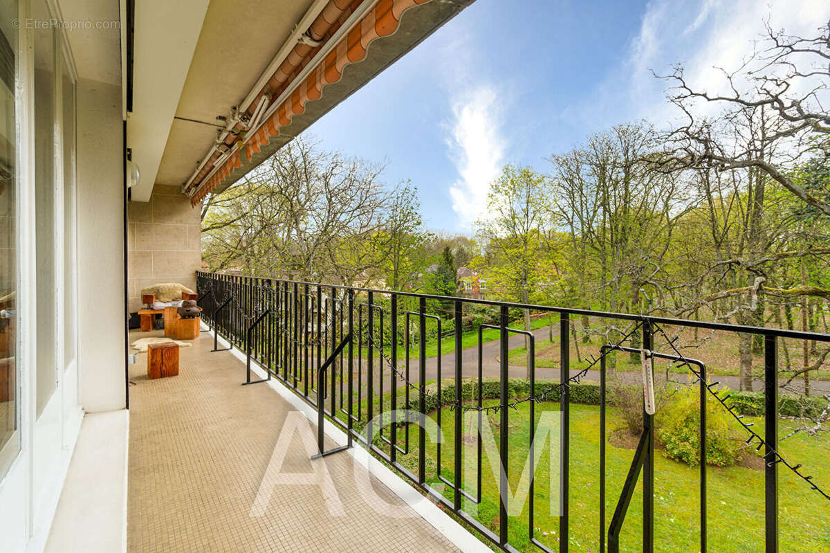 Appartement à MAISONS-LAFFITTE