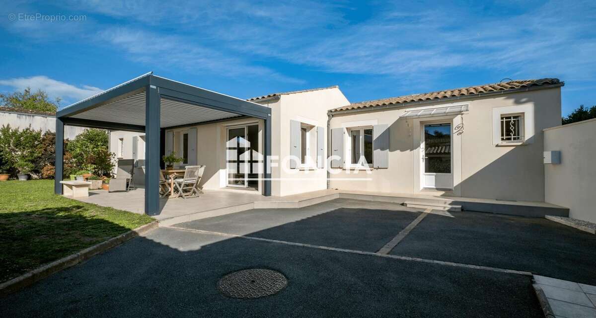 Maison à SALLES-SUR-MER