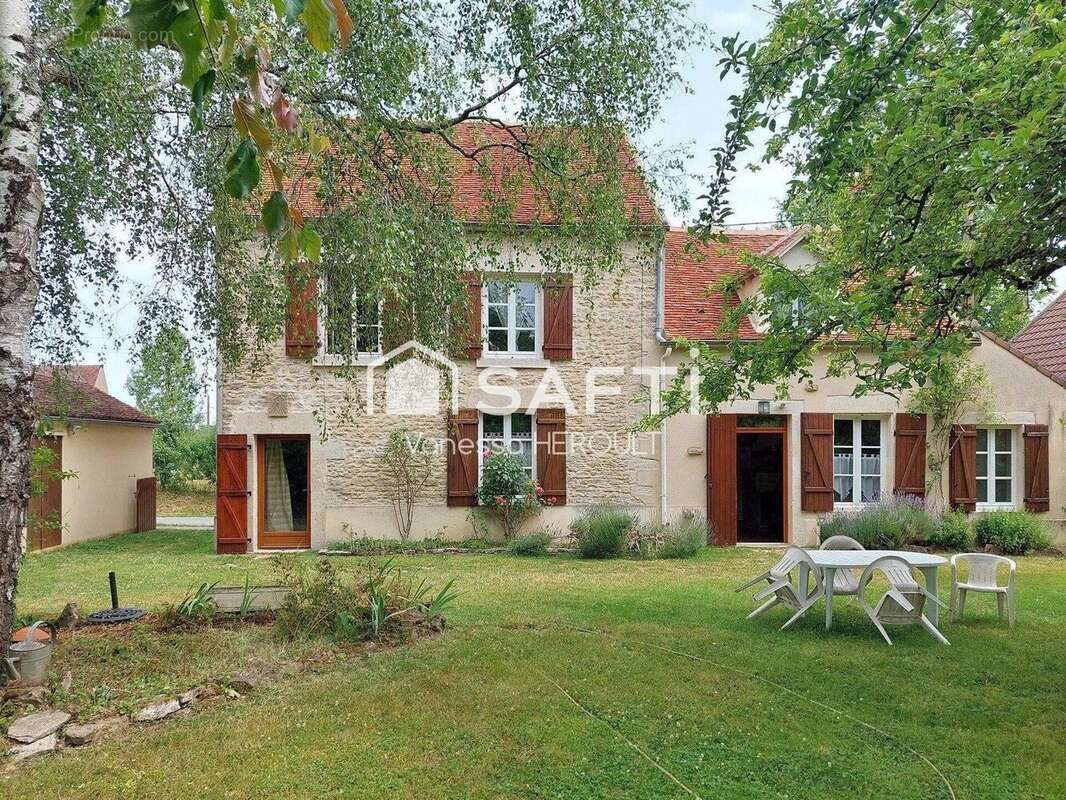 Maison 118 m² à Corvol-L'orgueilleux  - photo 2
