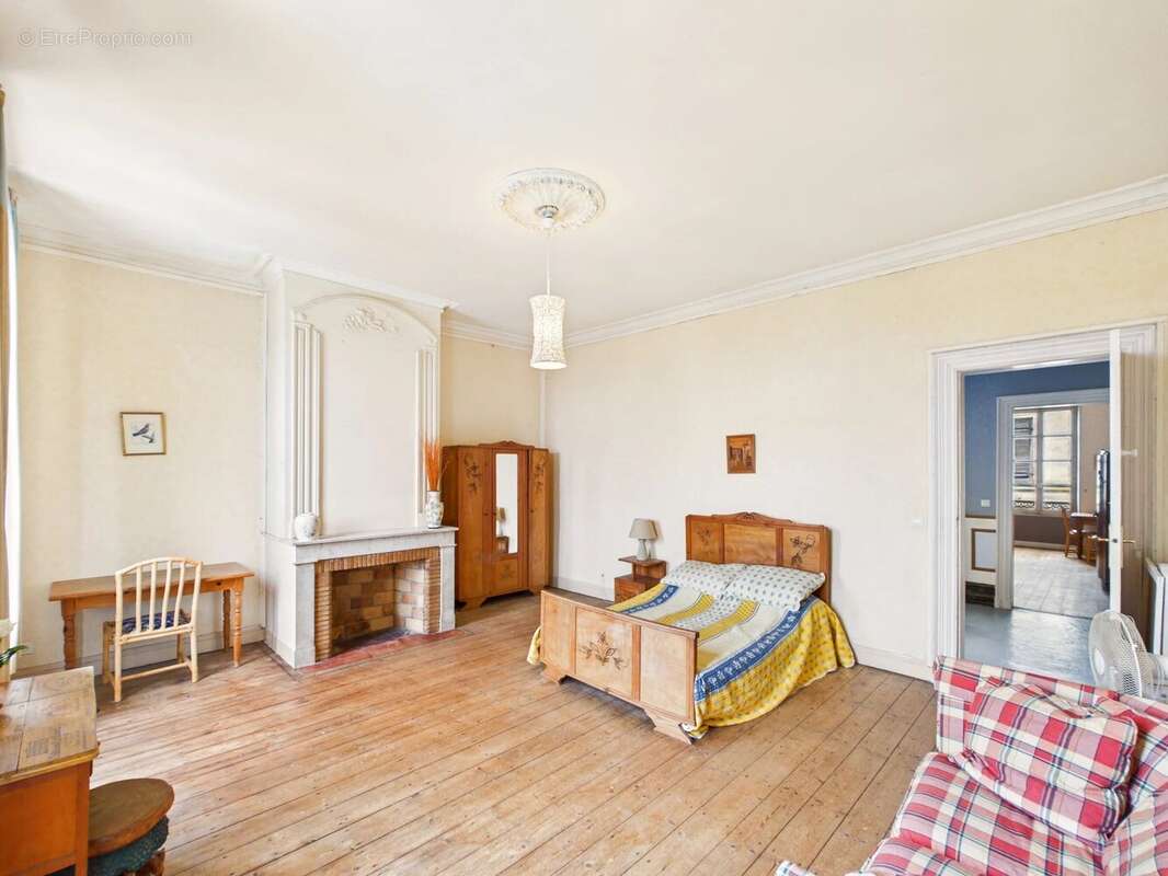 Maison à CASTILLON-LA-BATAILLE