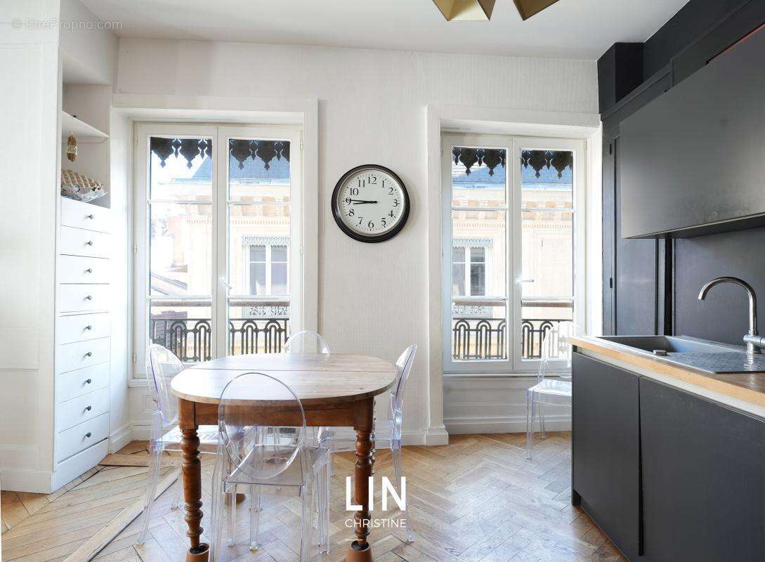 Appartement à LYON-1E