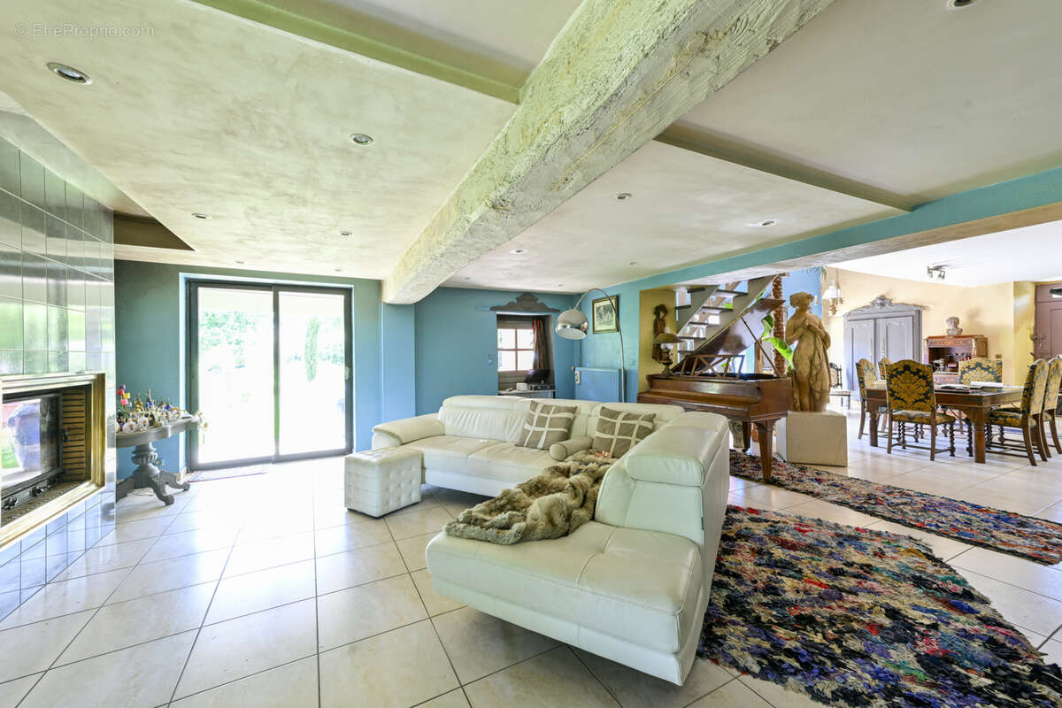 Maison à LE MAY-SUR-EVRE