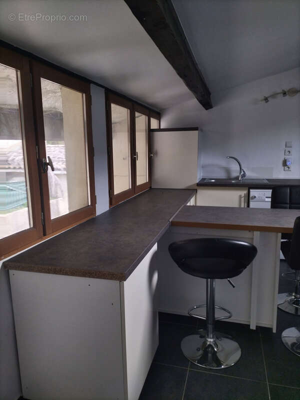 Appartement à CONTES