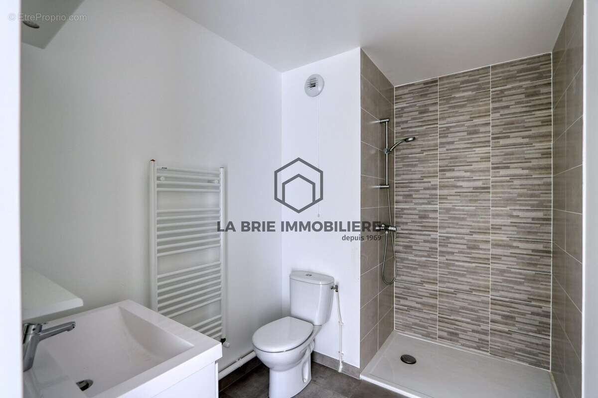 Appartement 49 m² à Mennecy  - photo 8