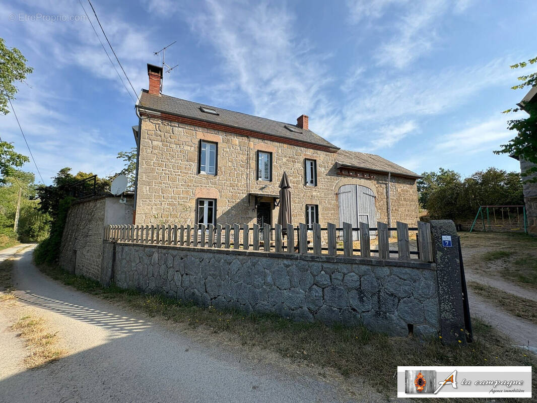 Maison à SAINT-MAURICE-PRES-PIONSAT