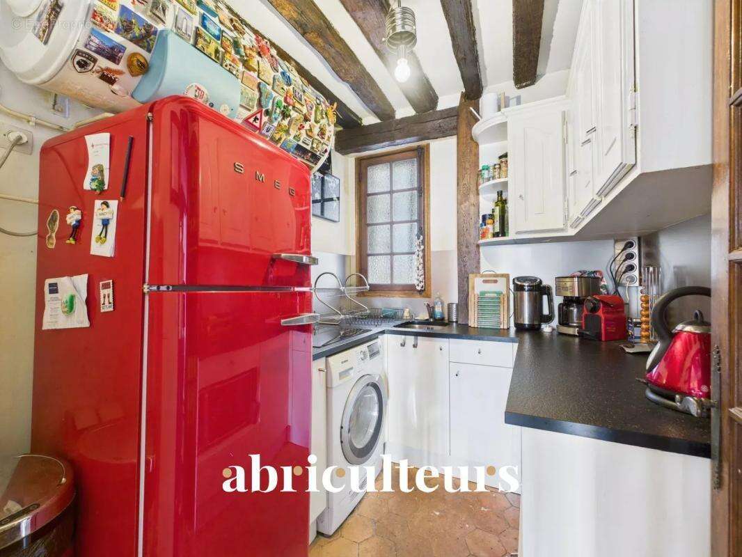 Appartement à PARIS-4E