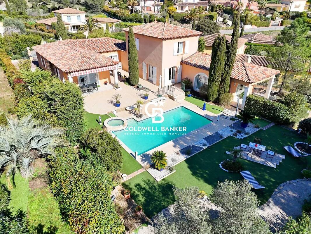 Maison à SAINT-RAPHAEL