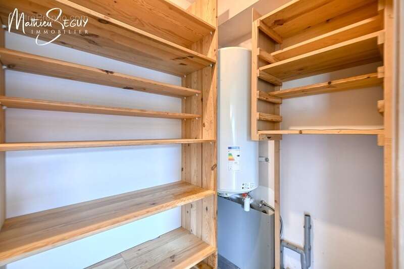Appartement à THURINS