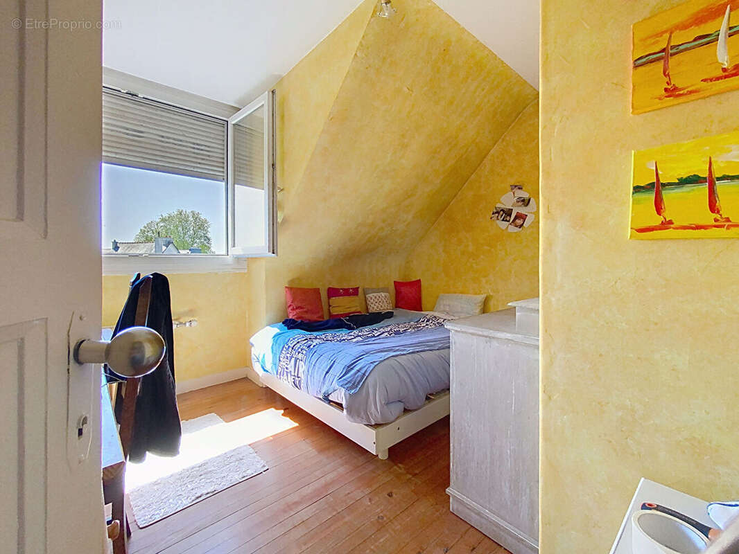 Maison Saint Brieuc 6 pièce(s) 109.75 m² - photo 5