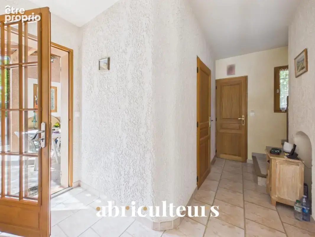 Maison 5 pièces de 110 m² au calme absolu avec piscine en vente à Puyloubier (13114) - photo 13