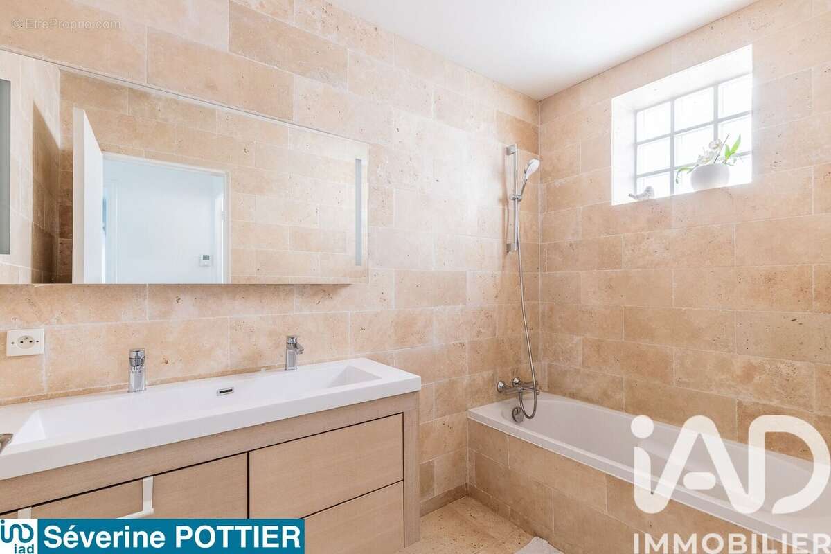 Photo 9 - Maison à VIRY-CHATILLON