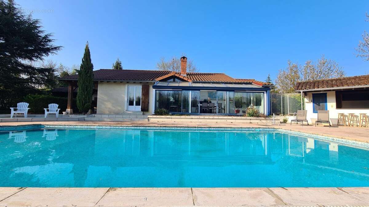 Maison à SAINT-JEAN-SUR-VEYLE