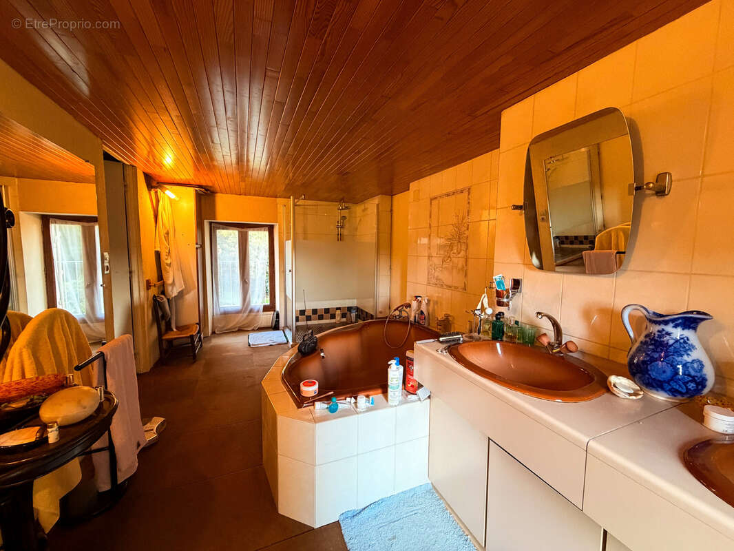 Maison à RAZAC-SUR-L'ISLE