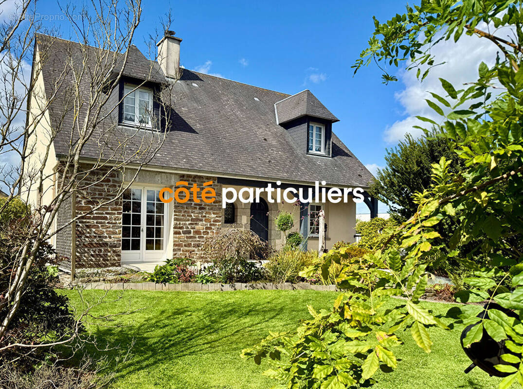 Maison à SAINT-SENIER-SOUS-AVRANCHES