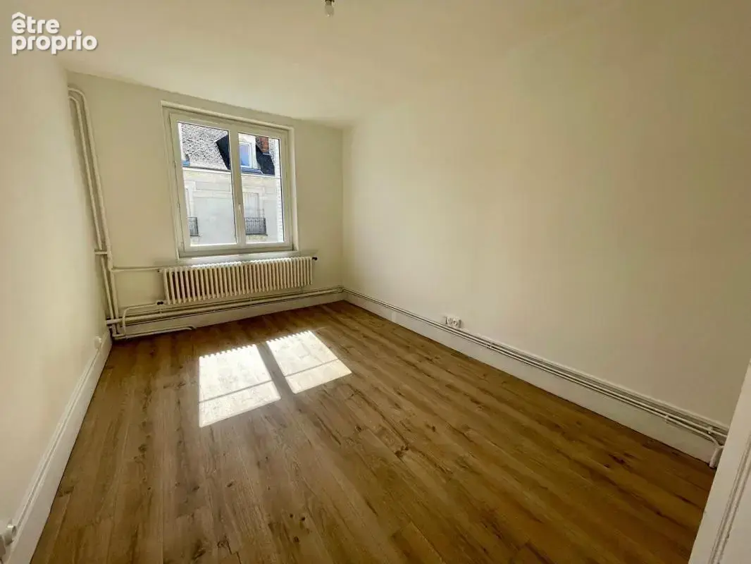 Immeuble de rapport - nevers centre-ville  - 448 m² avec cour, garages et cave - photo 8
