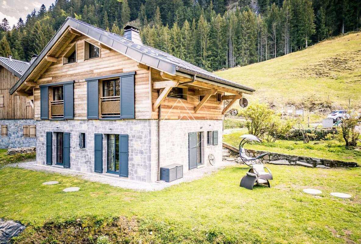Maison à ESSERT-ROMAND