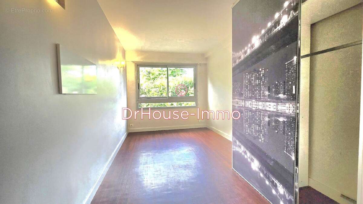 Appartement à AUBERVILLIERS