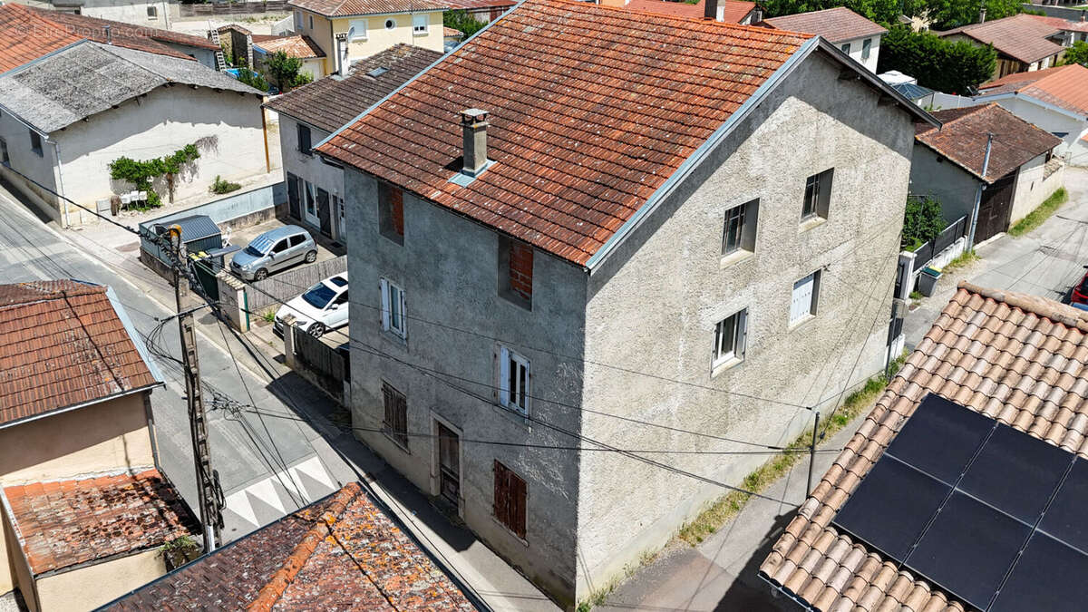 Maison à NIEVROZ
