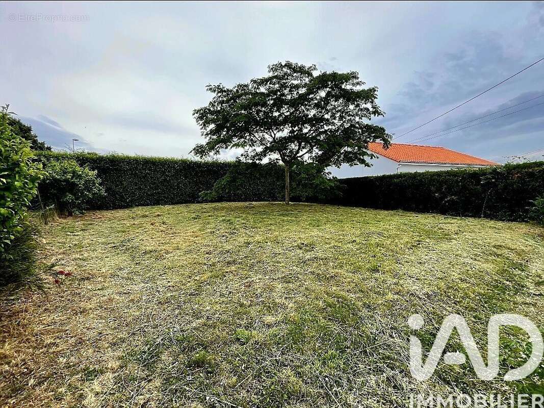 Photo 2 - Terrain à BARBECHAT