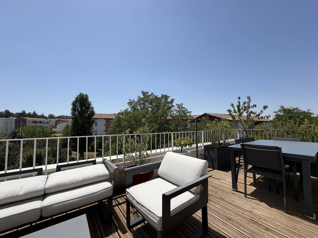 Appartement à QUINT-FONSEGRIVES