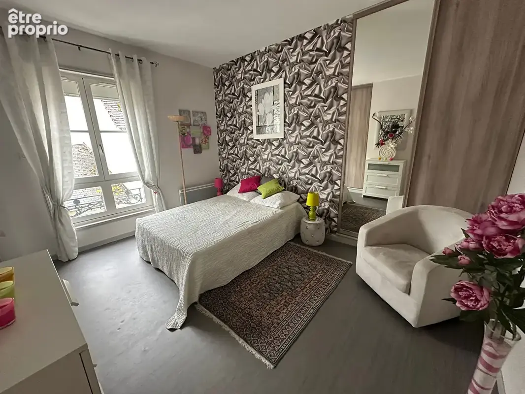 Maison de maître de charme entièrement rénovée de 166 m² à Saint-Épain - photo 8