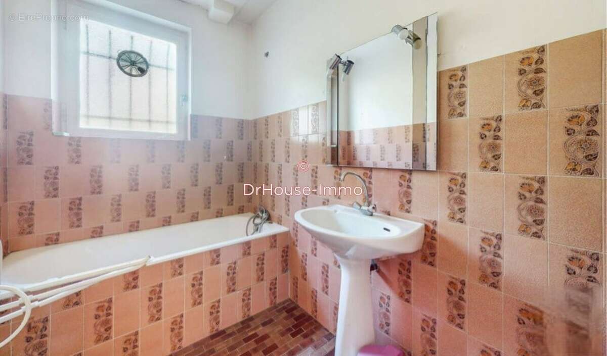 Maison 150 m² à Villefranche-De-Rouergue  - photo 6