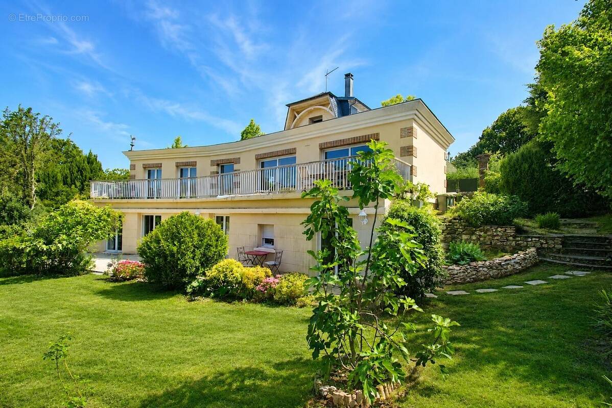 Maison à MONTMORENCY