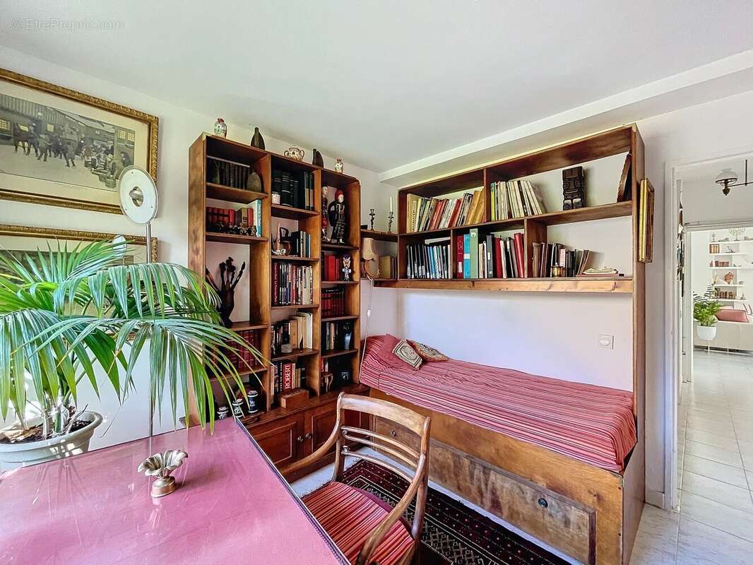 Appartement à MANDELIEU-LA-NAPOULE