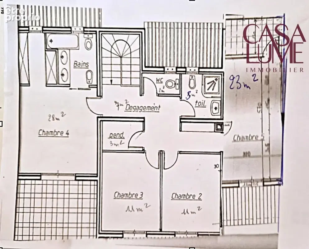 Villa F6 + F2/3 avec piscine et 4200 m² de terrain - photo 24