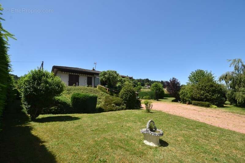 Maison à CHAUFFAILLES