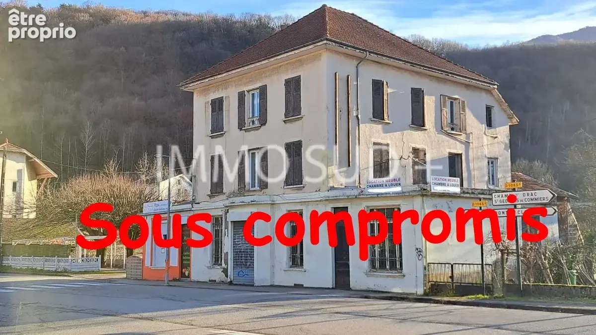 Maison à CHAMP-SUR-DRAC