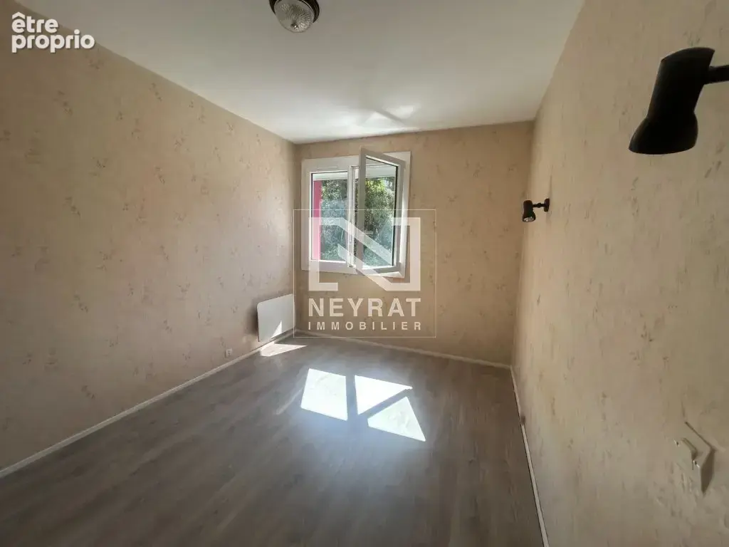 Appartement 4 pièces 84 m² à vendre à Digoin (71160) - photo 5