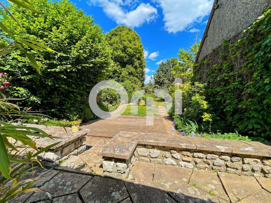 Maison à PACY-SUR-EURE