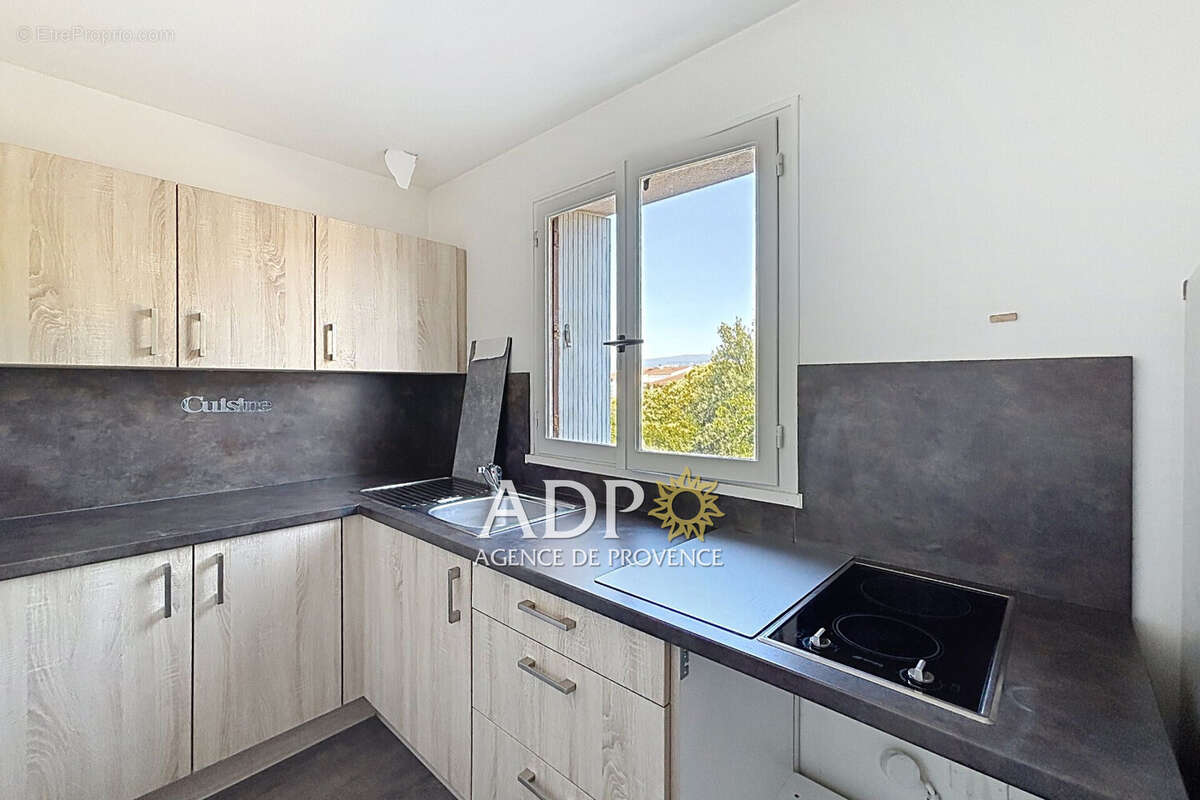 Appartement à MOUANS-SARTOUX