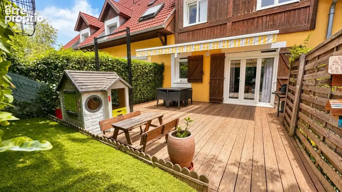 Appartement à QUINTAL