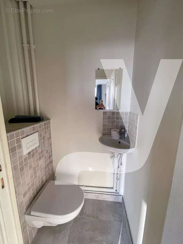 Appartement à PARIS-20E