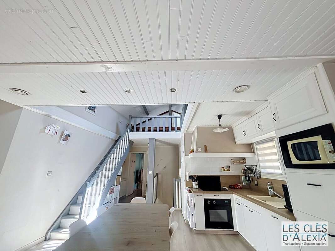 Maison individuelle Centre Village Echalas 98m² - photo 4